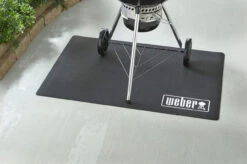 Weber® Floor Protection Mat -Kitchen Grill Store 17897Y2 901x610 18ec3f6 1 53085.1627811189
