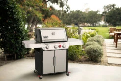 Weber® Genesis S-325S -Kitchen Grill Store 35300001Y1 900x600 53107e2 66417.1673176997