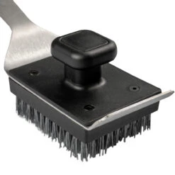 Traeger BBQ Cleaning Brush -Kitchen Grill Store BBQ Cleaning Brush Studio 005 WEB 1000x1000 e8309f7 35757.1627916189